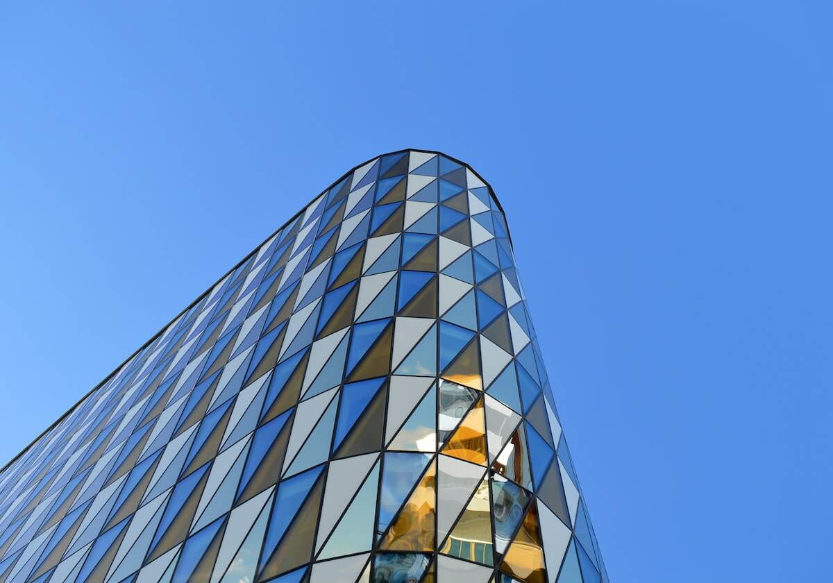 CBA｜张庆鹏感慨队员无交流：希望撕掉面具放下光环